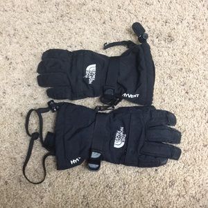 North face gloves